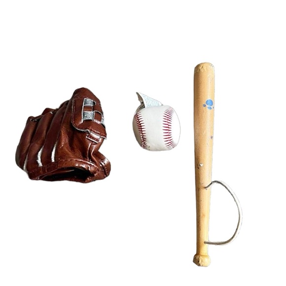 Build-A-Bear Other - Build a bear bat, baseball and glove